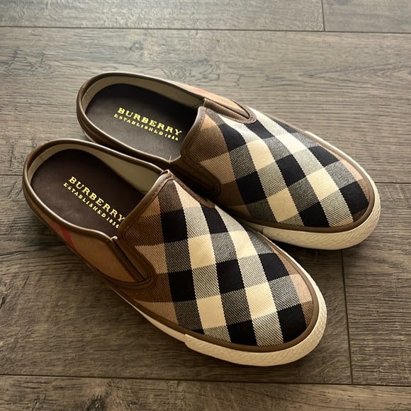 BURBERRY Nova Check Plaid Slip On sneakers - Picture 1 of 5